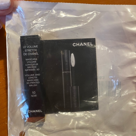 🎉HP🎉 CHANEL Le Volume Stretch De CHANEL Mascara - Picture 11 of 11